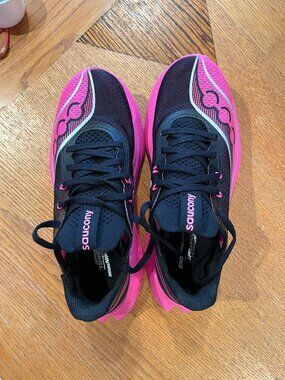 Saucony Endorphin Pro 5 women's size 7.5